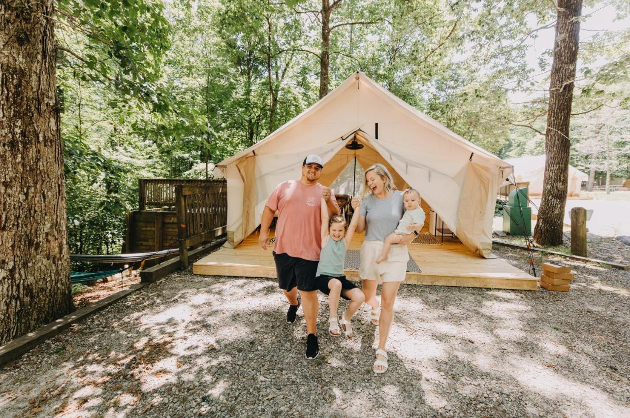 Timberline Glamping At Amicalola Falls Hotel Dawsonville Exterior photo